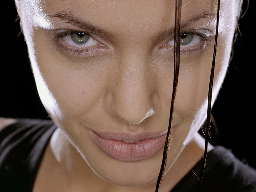 angelina jolie 2011