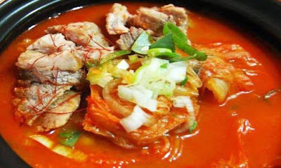 belajar makanan korea, belajar masakan korea, cara membuat kimchi jjigae, kimchi jjigae, makanan korea, masakan korea, masakan tradisional korea, resep kimchi jjigae, resep makanan korea, resep masakan korea
