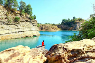 14 Tempat Wisata Air Terjun Pemandian Alam Pemandian Air Panas Danau Di Sekitar Banjarmasin Hulu Sungai Selatan Hulu Sungai Tengah Hulu Sungai Selatan Banjar Tabalong Balangan Tanah Bumbu Kalimantan Selatan