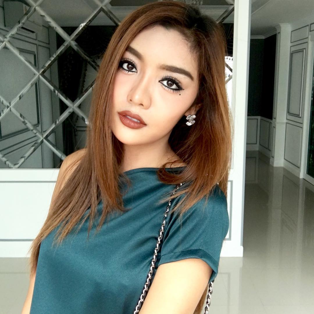 Nong Ploy Picyanan the most thailand beautiful transgender instagram photos
