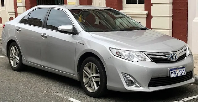 Toyota Camry Hybrid 2014 Price