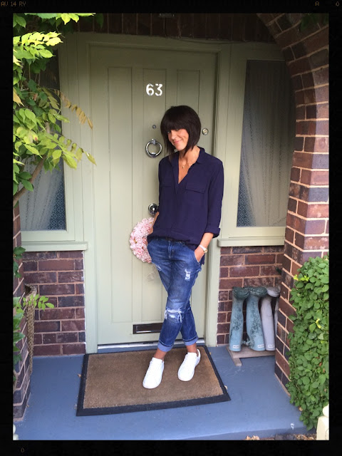 My Midlife Fashion, Zara Oversized Shirt, Mango White Leather Trainers, Distressed Denim, Pia Jewellery Gold Star Necklace