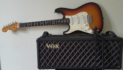 Fernandes revival strat on a vox amp