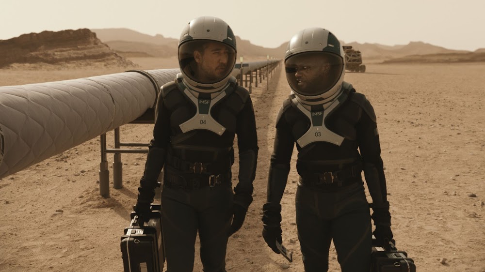 National Geographic 'Mars' TV series - season 2 (s02) - astronauts inspecting pipeline