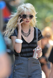 Taylor Momsen Long Hairstyles