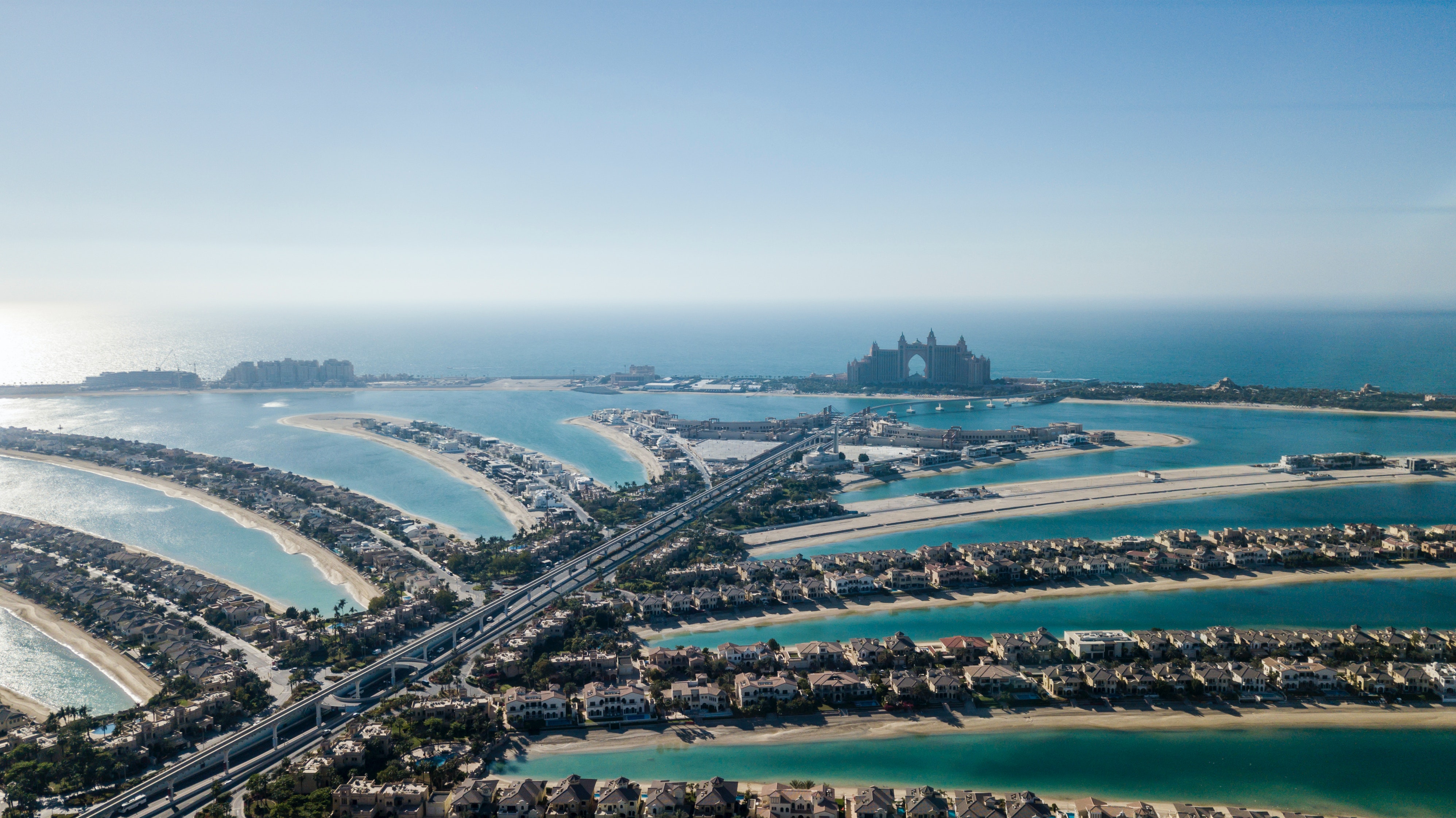 Население дубая 2024. Пальма Джумейра 2023. Дубай Palm Jumeirah. Пальма Джумейра Дубай 2024. Palm Jumeirah 2022.