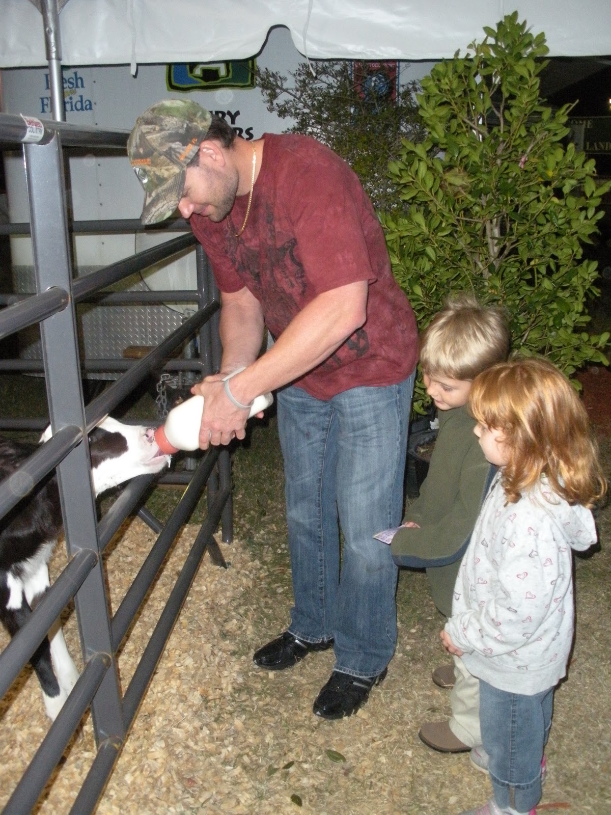 Major League Baseball player LUKE SCOTT visits fans Wednesday night at ...