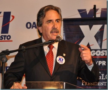 O candidato a presidente Jose Lucio Glomb