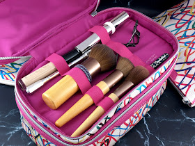Sephora Collection | J Goldcrown Bleeding Hearts Makeup Bag Collection | The Universalist: Review 