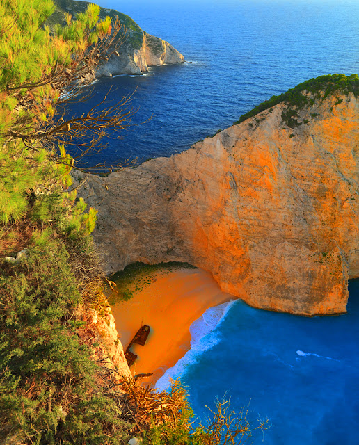 Greece, Ionian Islands, Zakynthos Island, the bay Navagio. Греция, Ионические острова, остров Закинф, бухта Навагио