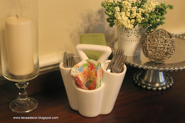 white ceramic silverware caddy