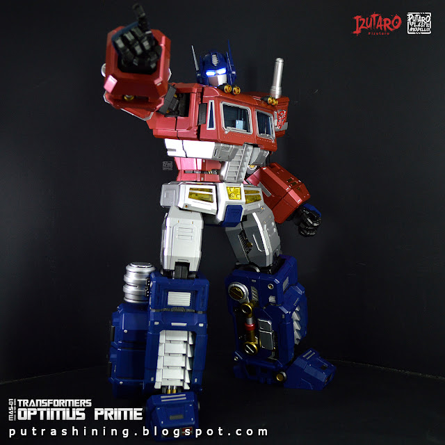Transformers Optimus Prime | MAS-01 Mega Action Series 18" REVIEW
