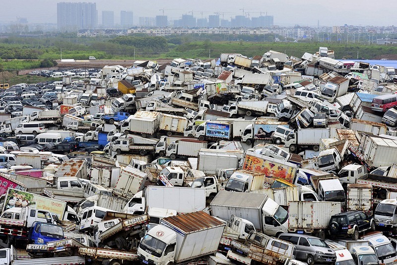 china-pollution-car-scrapyard-5 china-pollution-car-scrapyard-5