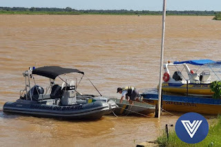 http://vnoticia.com.br/noticia/2417-folioes-resgatados-apos-barco-afundar-no-rio-paraiba-em-sao-joao-da-barra