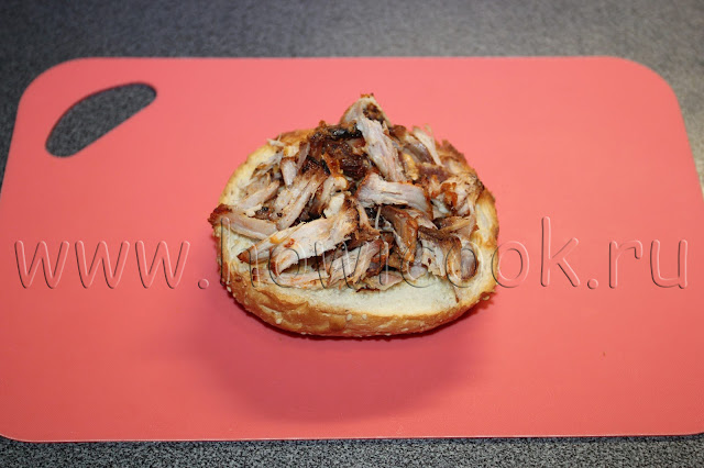 рецепт сэндвича со свининой барбекю и салатом коулслоу с пошаговыми фото