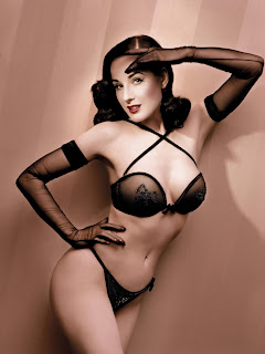 Sexy Hollywood Girls-Dita Von Teese 