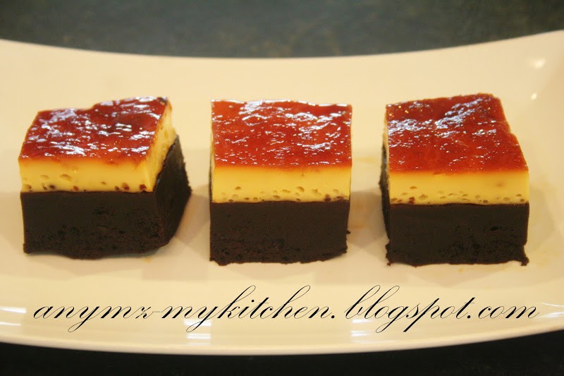 My Kitchen: Kek Karamel Coklat Moist (Mlong)