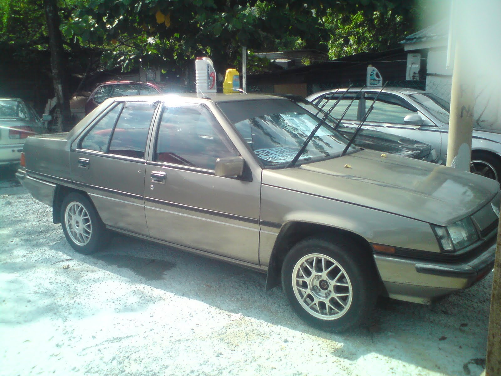 KARMA DARMA AUTO (001929147-A): Kereta Proton Saga untuk ...