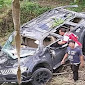 Pasutri Lolos dari Maut, Mobil Pajero Masuk Jurang di Taput