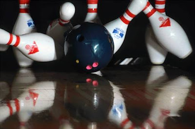 Bowling Tips : How to Bowl a Perfect Strike