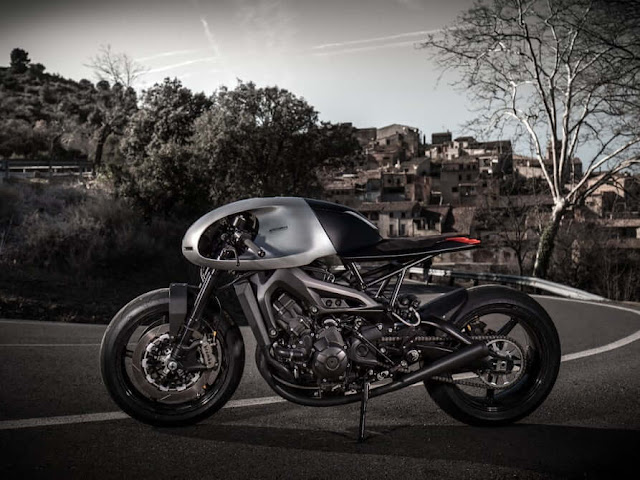 Una muy sexy y futurista cafe racer con motor XSR900