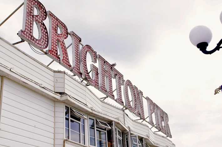 brighton pier, light sign