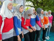 Foto Sunni GirlBand Berjilbab Terbaru