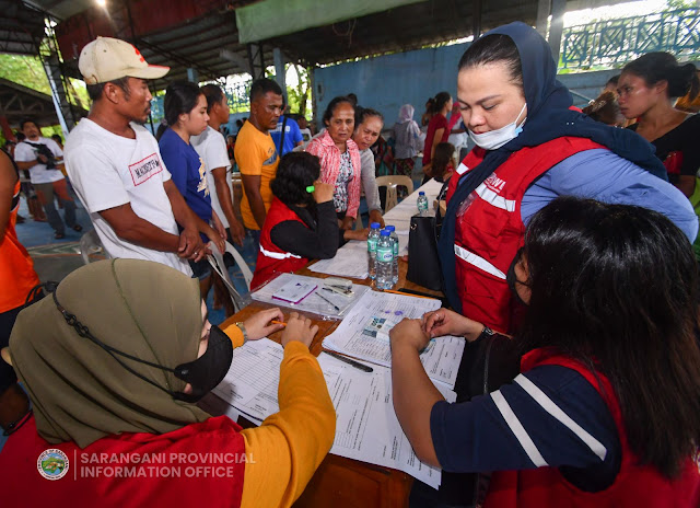 Sarangani LGU, DSWD ramp up distribution of relief assistance to Paeng victims