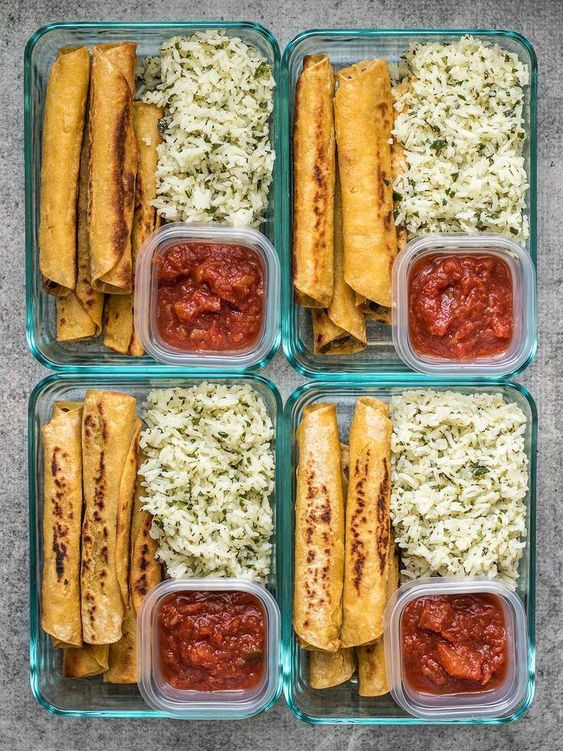 54 healthy lunch ideas for work- save yourself money and eat healthier by making your own lunch. Get a ton of lunch ideas including cold salads, hot lunches, granola bars, snacks and soups! Simple… 54 healthy lunch ideas for work- save yourself money and eat healthier by making your own lunch. Get a ton of lunch ideas including cold salads, hot lunches, granola bars, snacks and soups! Simple…
