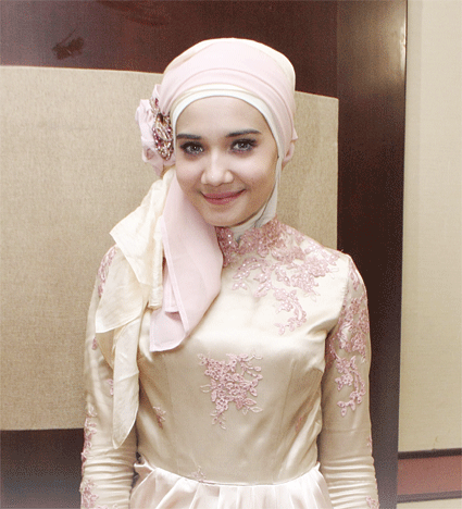  Model  Hijab Artis Indonesia Masa Kini Pusat Model 