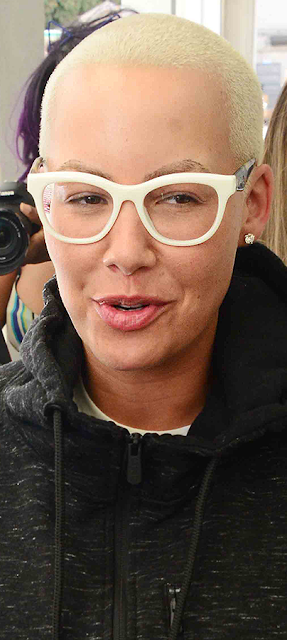 Amber Rose steps out without make-up (photos)