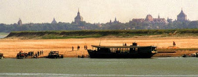 Two thousand pagodas & temples beside the Irrawaddy River