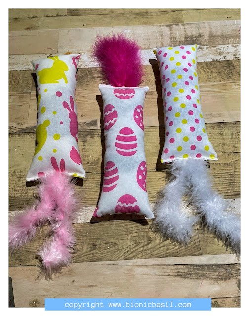 Easter Special Crafting with Cats at BBHQ ©BionicBasil® Jumbo Feather Catnip Kickers Finishe