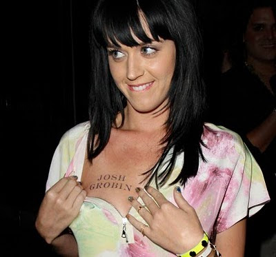 Labels: katy perry fake tattoo, katy perry strawberry tattoo, 