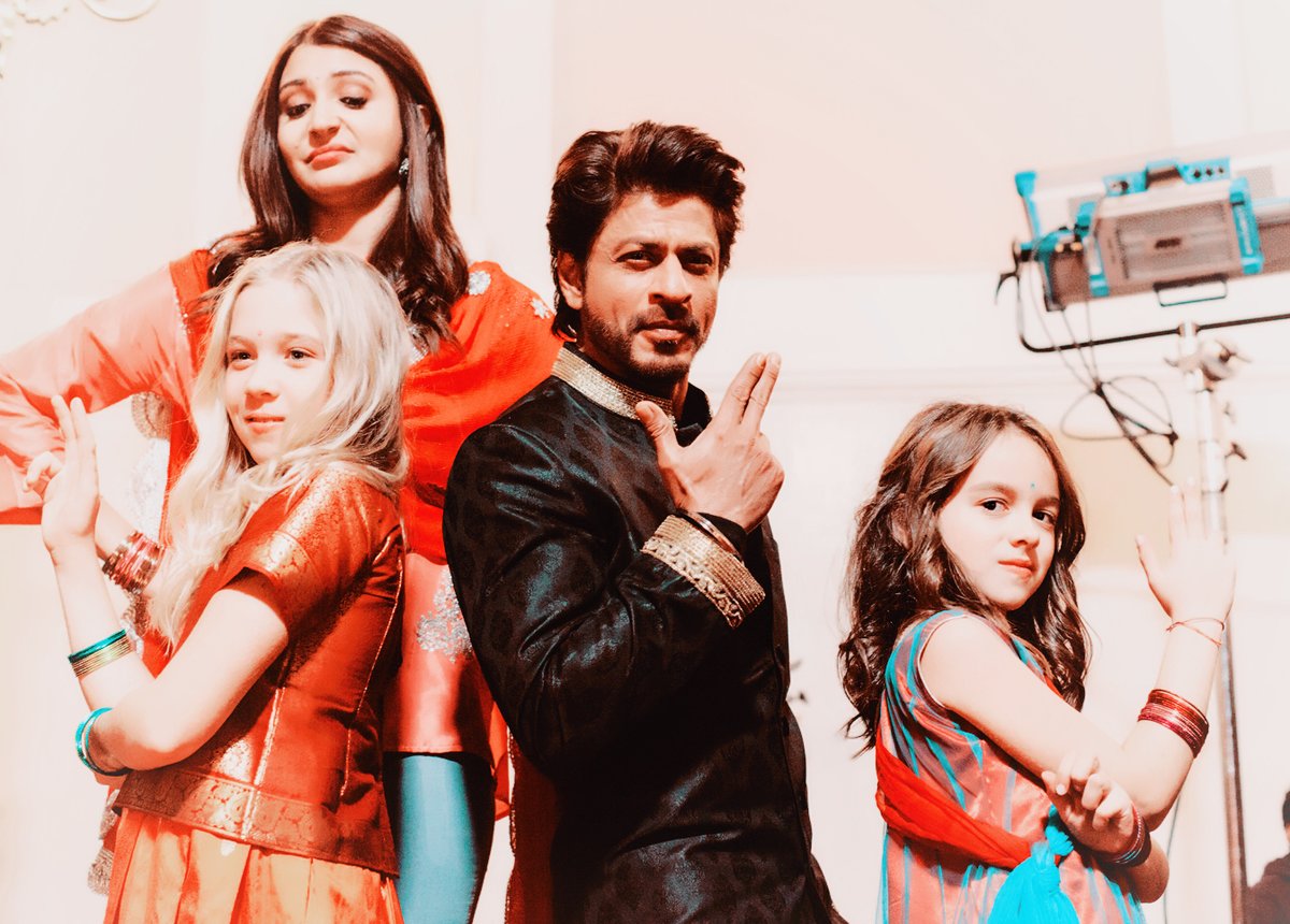 full cast and crew of bollywood movie The Ring 2017 wiki, Shah Rukh Khan, Anushka Sharma, story, release date, Actress name poster, trailer, Photos, Wallapper