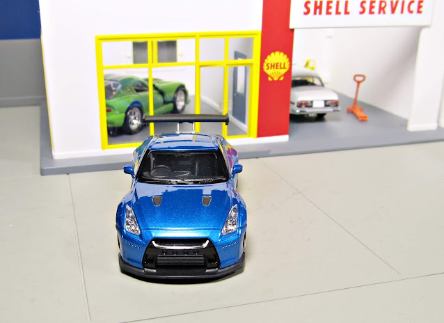 Ignition Model 1/64 Pandem R35 GT-R tarmac works