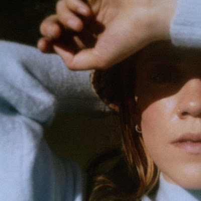 Bess Atwell Shares New Single ‘Nobody’