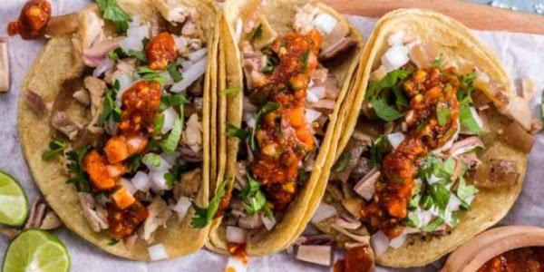 Estudio afirma que los tacos de tripa con su limón son más saludables  que una ensalada