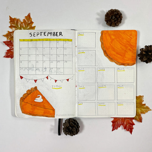A calendar and a weekly spread with a pie in two corners.