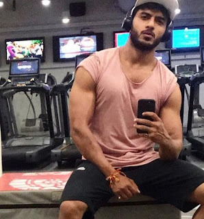 Foto-foto Vikram Singh Chauhan Terbaru