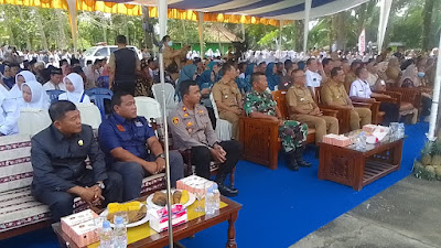 Wisuda Tahfidz Al Qur'an Program SMK Berbasis Religi dan Panen Raya Hasil Praktek Siswa 