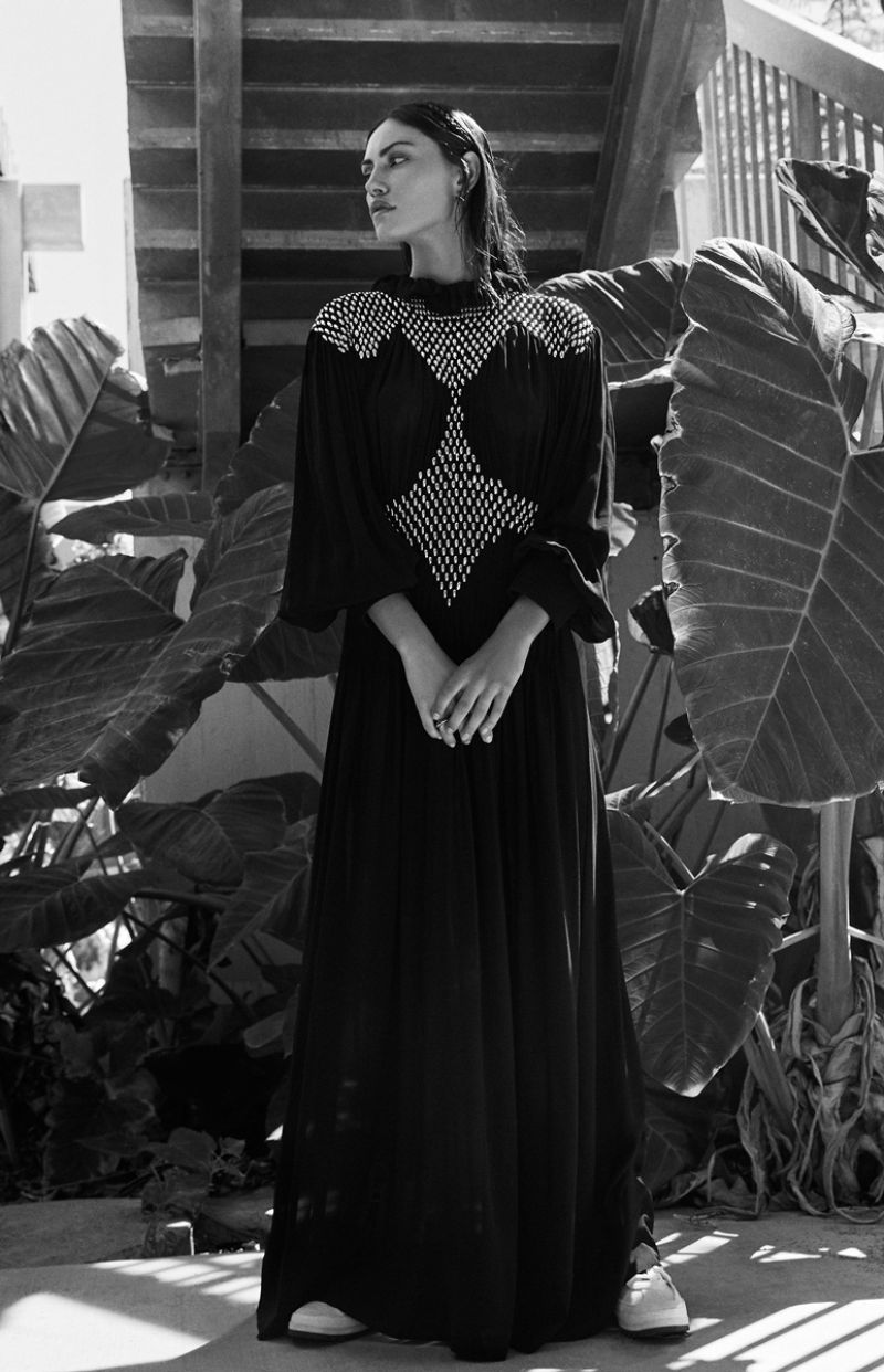 Phoebe Tonkin Flaunt Magazine December 2015 photos