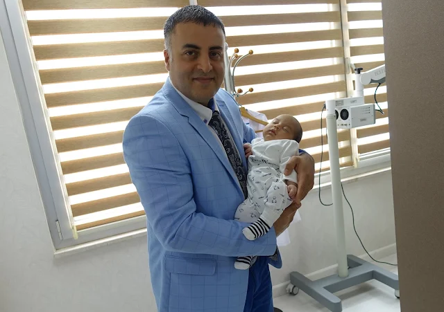 Dr.Murat Enöz - Dil bağı ameliyatı - Dil bağı kesilmesi - Dil Bağı operasyonu - ENT Doctor İstanbul - Ekrem Toprak