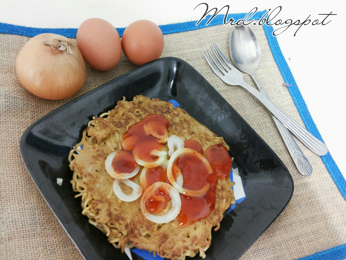 Makmal Informasi: Resepi Masakan Simple: Murtabak Maggi Bawang