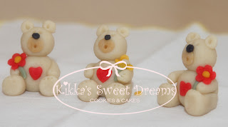 marzipan white bears