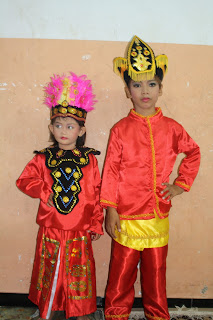 Baju Adat & Karnaval: Baju Adat / Daerah Gorontalo