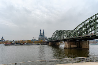 Köln Dom Rheinufer Altstadt Olaf Kerber