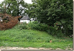 http://nl.wikipedia.org/wiki/Tumulus_van_Otrange
