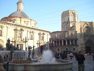 La plaza de la Virgen, Valencia