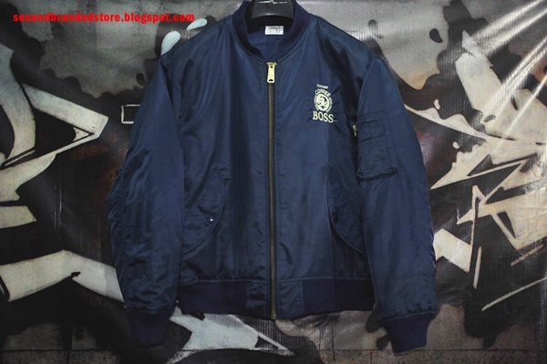  Jaket  Suntory BOSS Coffee